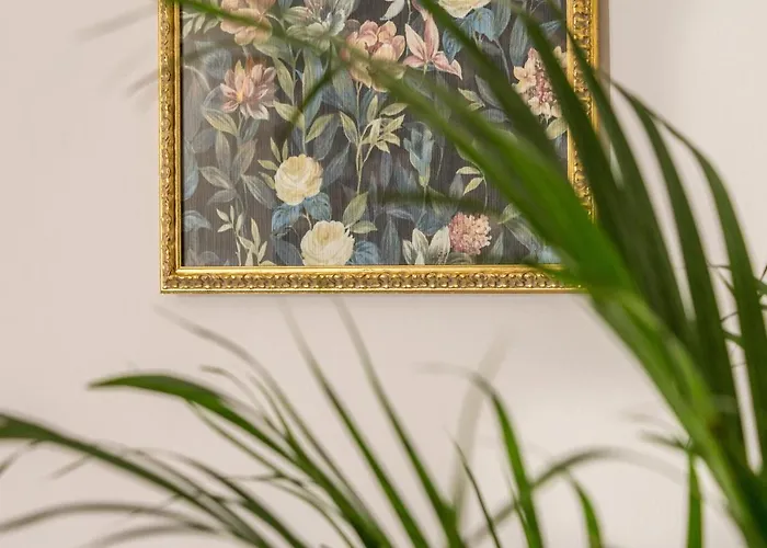 Flora Metro Vittorio * Рим
